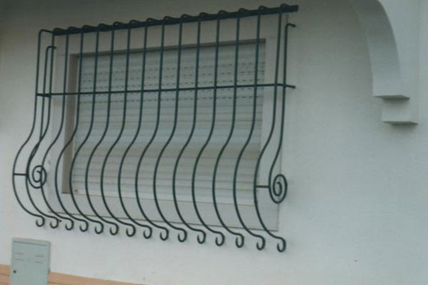 Serralharia Farrau - Grades